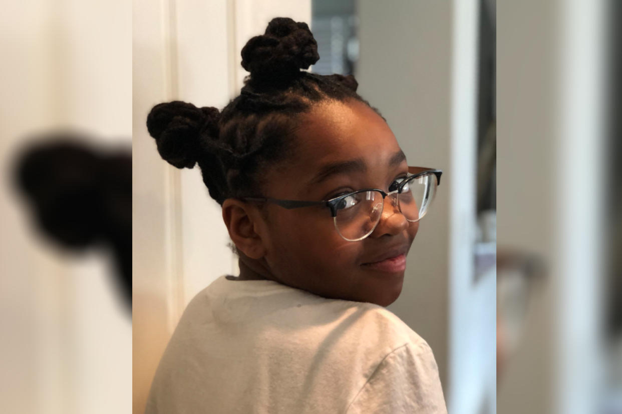 Trinity, an 11-year-old with locs, isn't letting bullies stop her from loving her natural hair. (Photo: Twitter/Toshia_Shaw)