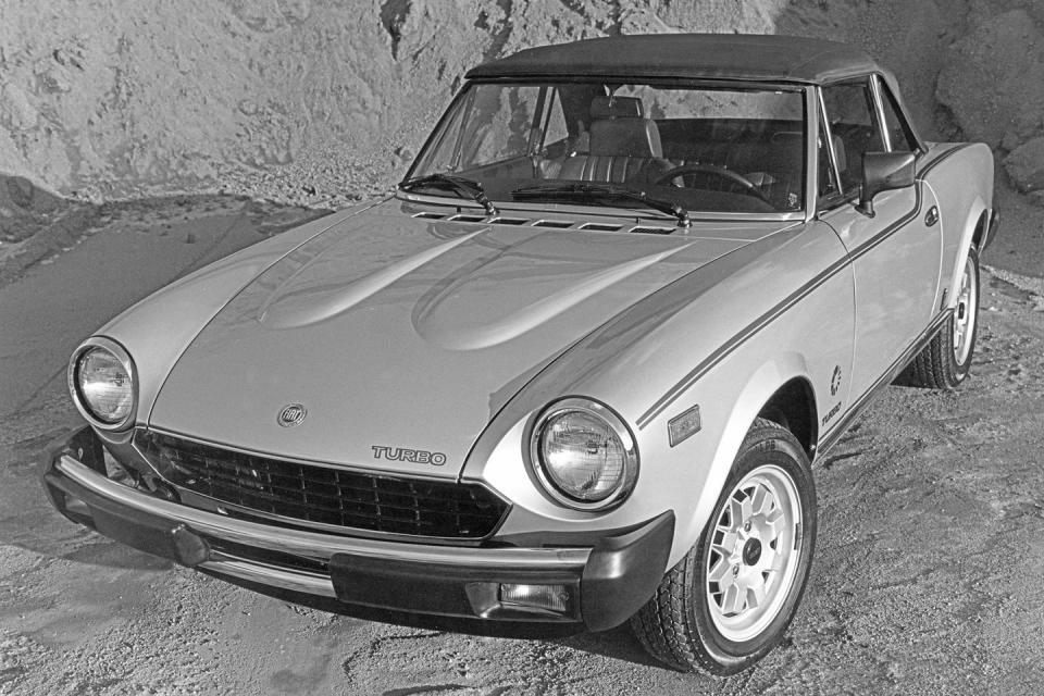 1981 fiat turbo spider 2000