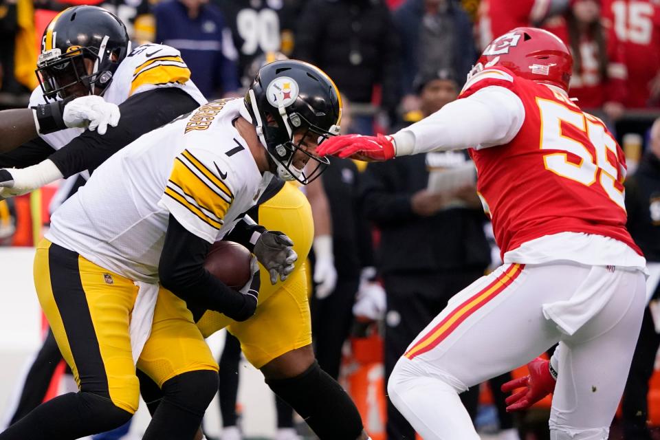 The Pittsburgh Steelers vs. Kansas City Chiefs NFL playoff game can be seen on NBC.