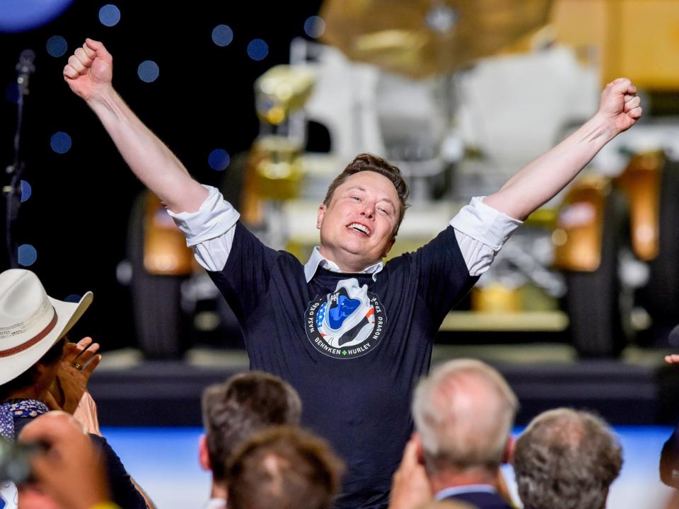 elon musk nasa demo 2 demo2 celebrates astronauts launch celebratory cheers cheering happy excited hands arms up raised air 2020 05 30T000000Z_1135458588_RC29ZG90LKEG_RTRMADP_3_SPACE EXPLORATION SPACEX LAUNCH