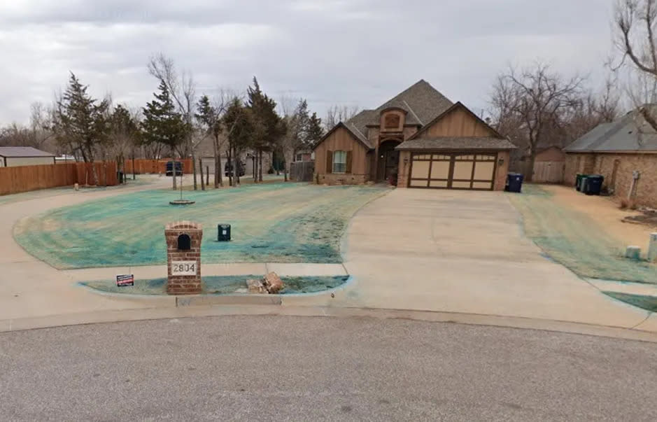 A father killed his wife and three sons in a murder-suicide in this home in in Yukon, Oklahoma.