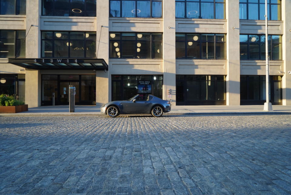 2020 Mazda MX-5 Miata RF (Credit: Pras Subramanian)