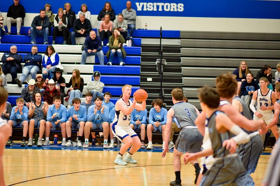 Van Meter's John Braun looks to shoot a three-pointer during a game against Panorama on Friday, Jan. 13, 2023.