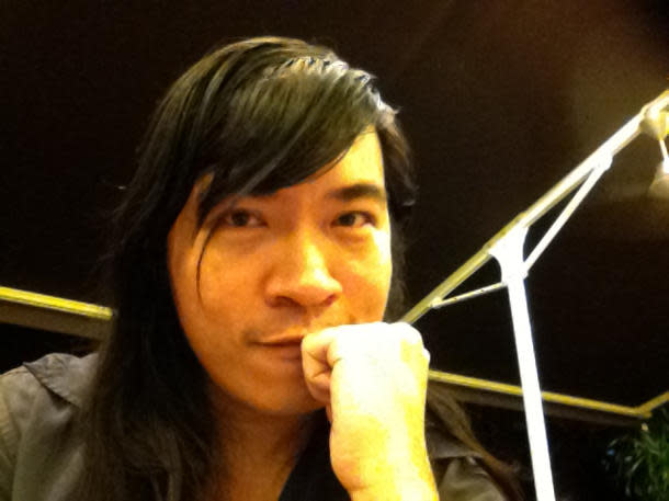 Steven Lim, who once auditioned for Singapore Idol, has been using Twitter to find a girlfriend. (Photo courtesy of Xavier Lur)