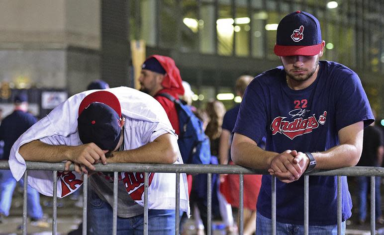 Fans react to news that Cleveland Indians will no longer wear