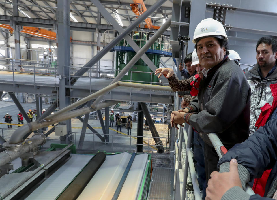 El presidente de Bolivia, Evo Morales, realizó una inspección a la Planta Industrial de Cloruro de Potasio el martes 9 de enero de 2018, en el salar de Uyuni (Bolivia). EFE/Martin Alipaz