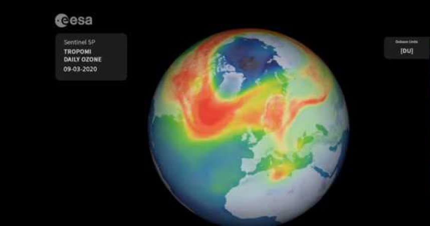 歐洲太空總署發現，北極上空臭氧層破洞大小創新紀錄。（圖／歐洲太空總署）