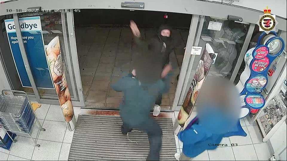 Video grab as a couple who went on a five-month-long crime spree and attacked a heroic shop worker with a knife have been jailed.  Criminals Josh James and his partner Bobbie Reynolds carried out a combined 18 offences between them from October 18 2022 to March 19 of this year. See SWNS story SWMRknife.  The partners in crime were jailed for their offences at Bristol Crown Court on Friday June 30.  Their first offence in October at a shop in Bristol was captured on CCTV and shows James, 33,  armed with a knife and violently lunging at an unarmed shop worker. 
