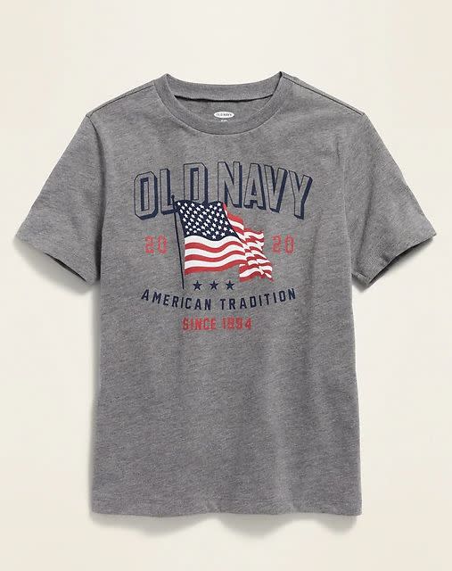 Find this 2020 graphic tee for $4 at <a href="https://yhoo.it/2ZhP5q4" target="_blank" rel="noopener noreferrer">Old Navy</a>.