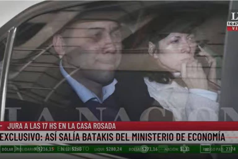 Silvina Batakis sale del Ministerio de Economía y se dirige a la Casa Rosada, para su asunción como titular de la cartera económica