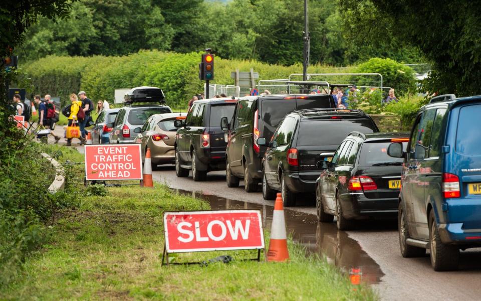 Cars queuing to get into Glastonbury in 2016 - Ian Gavan 