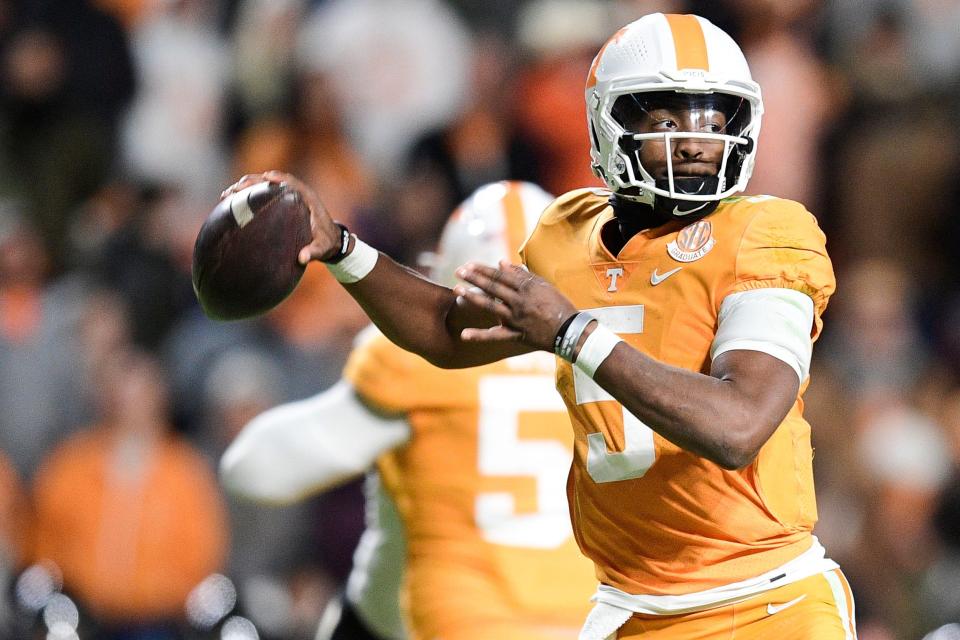 Tennessee quarterback Hendon Hooker (5) throws a pass during an SEC conference game between Tennessee and Vanderbilt at Neyland Stadium in Knoxville, Tenn. on Saturday, Nov. 27, 2021.