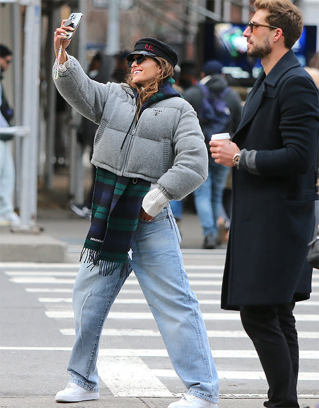 Izabel Goulart y Kevin Trapp por las calles de Nueva York