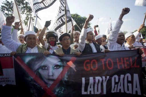 Indonesian Islamic hardliners chant "Go to hell, Lady Gaga" during a protest outside the US embassy on May 25 against the singer's scheduled Jakarta concert. Pop diva Gaga on Sunday cancelled her Indonesian concert with promoters saying the security threat was too serious after Islamic hardliners promised "chaos" if she entered the Muslim nation