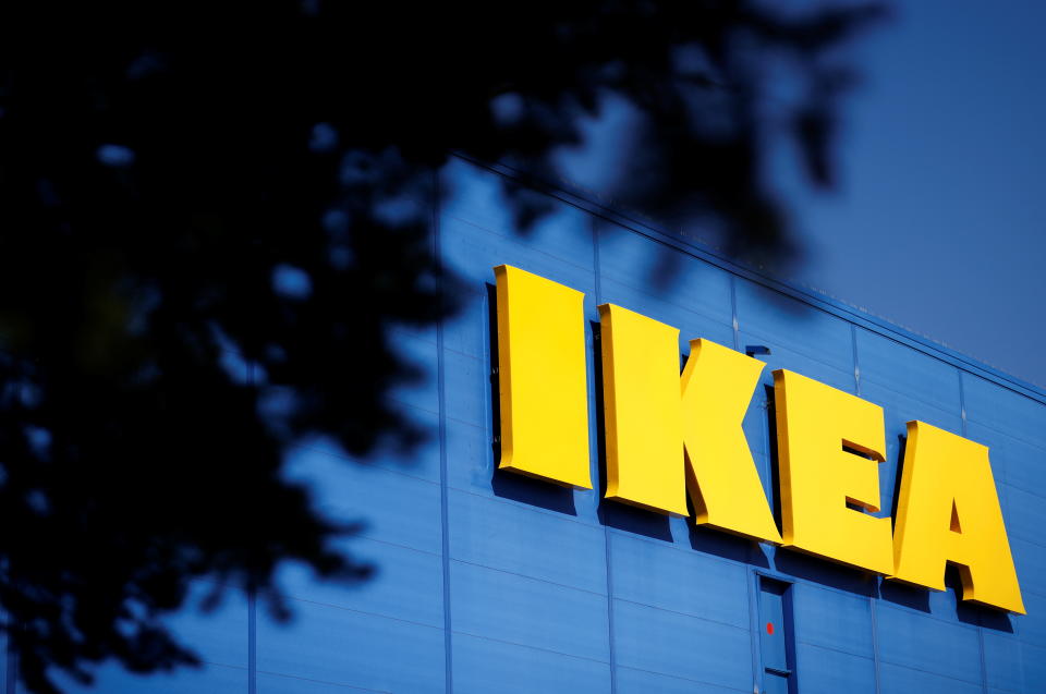 Wer noch über ältere Originalmöbel von IKEA verfügt, könnte unter Umständen ein kleines Vermögen besitzen. (Bild: Reuters)