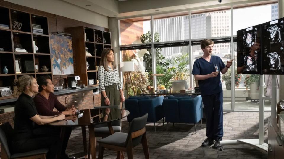 Fiona Gubelmann, Will Yun Lee, Christina Chang and Freddie Highmore in “The Good Doctor” Season 7(ABC/Jeff Weddell)