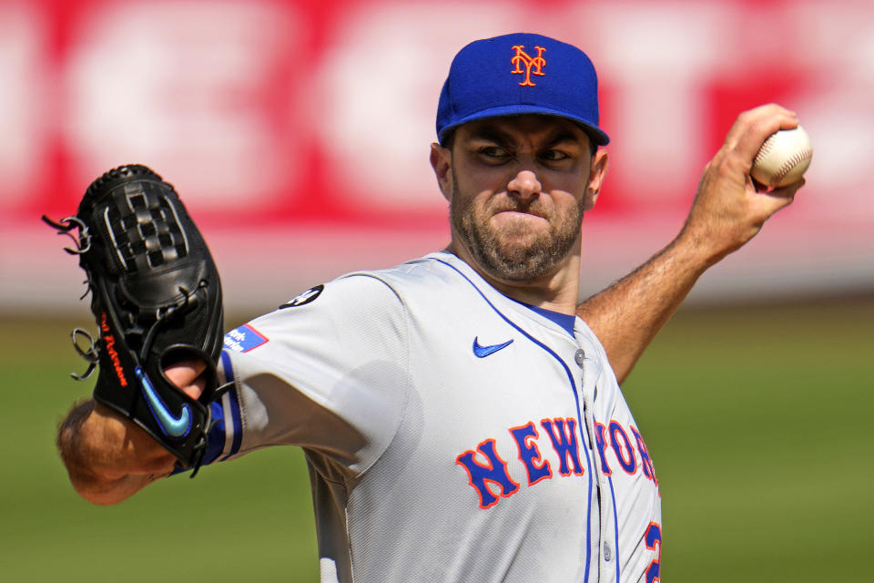 New York Mets starting pitcher David Peterson delivers during the first inning of a baseball game against the Pittsburgh Pirates in Pittsburgh, Saturday, July 6, 2024. (AP Photo/Gene J. Puskar)