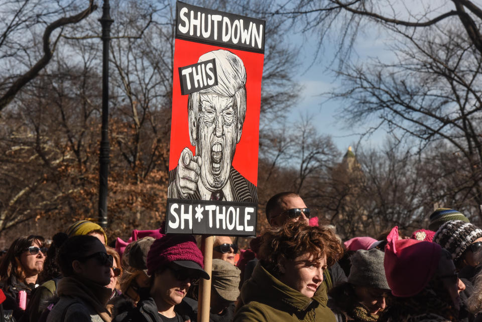 Am 20. Januar 2018 demonstrierten Hunderttausende Menschen gegen US-Präsident Donald Trump. (Bild: Getty Images)