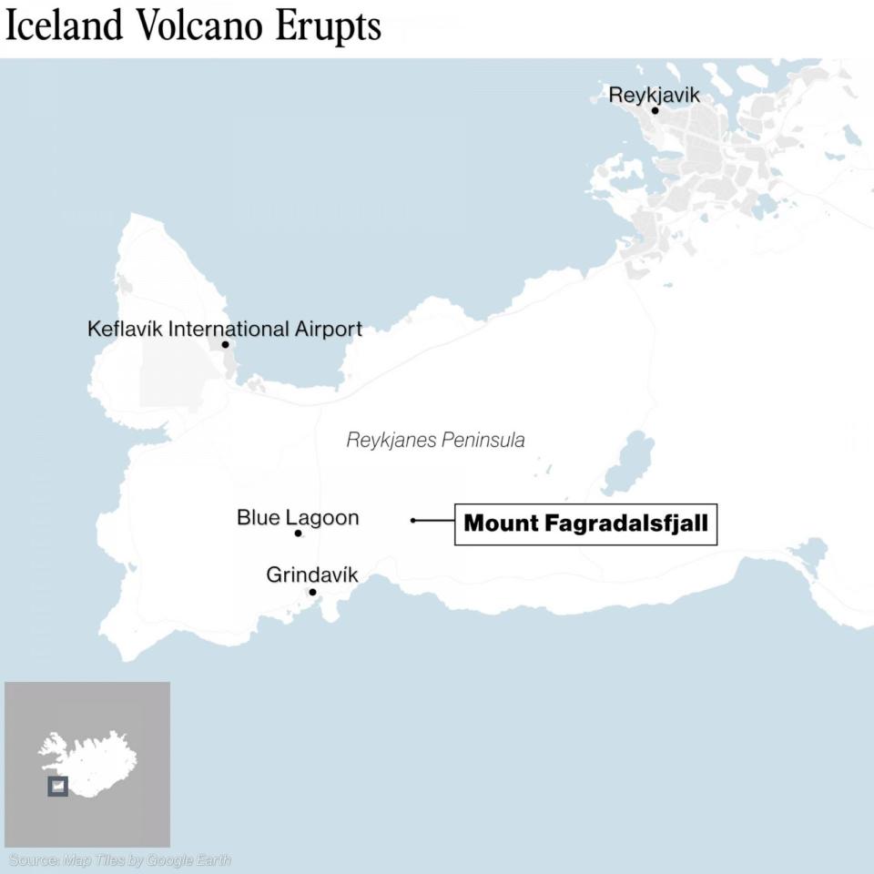 PHOTO: Iceland Volcano Erupts (ABC News)