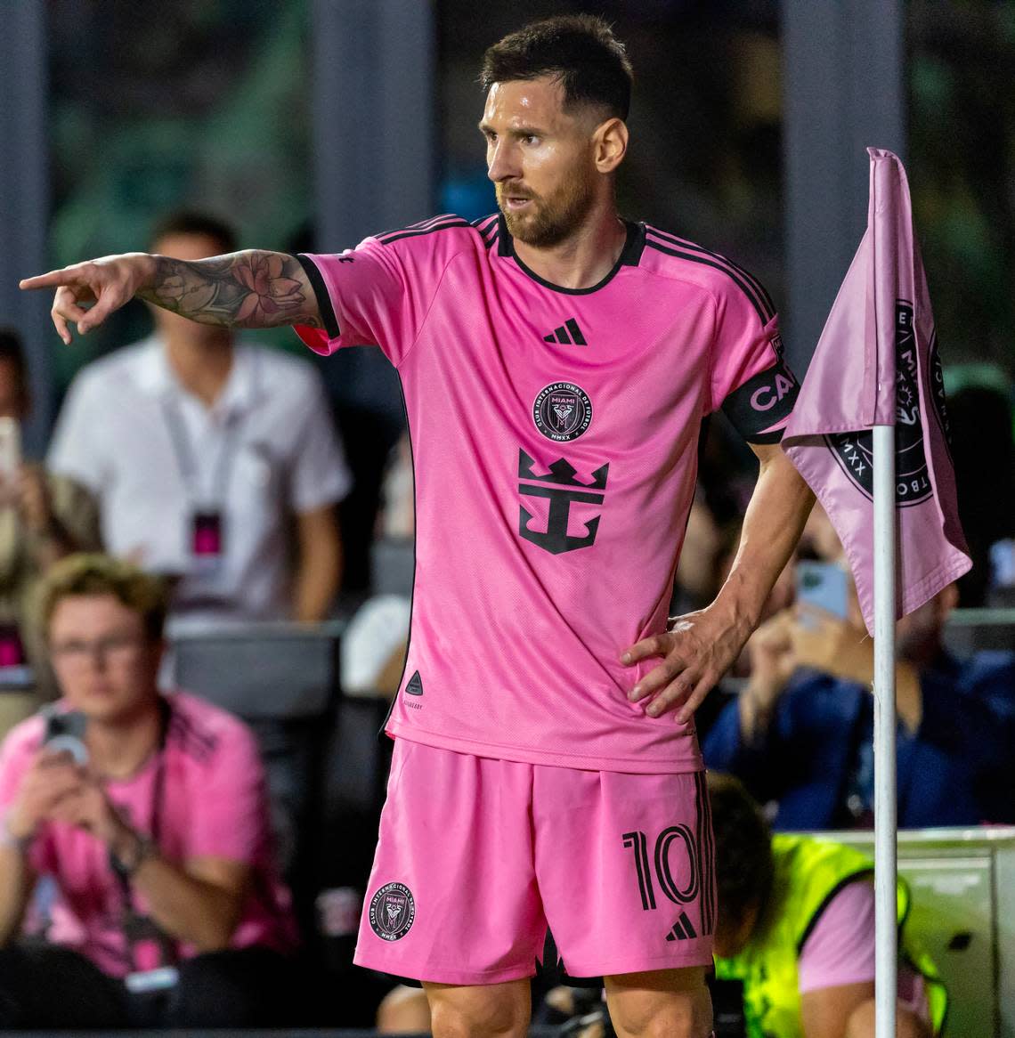 Inter Miami forward Lionel Messi (10) prepares to take a corner kick in the second half of an MLS match against Colorado Rapids at Chase Stadium on Saturday, April 6, 2024, in Fort Lauderdale, Fla.