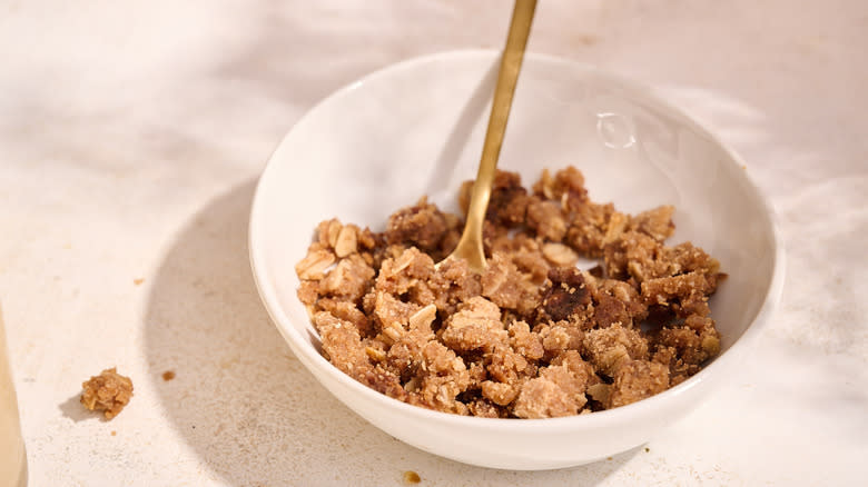 brown sugar crumble in bowl