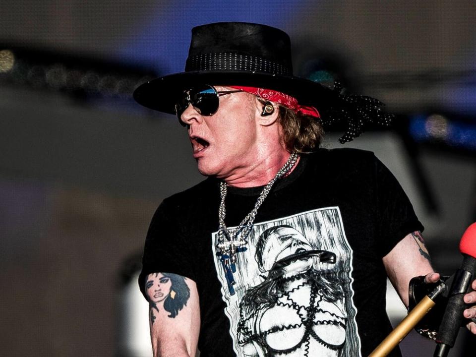 Axl Rose hatte zuletzt wohl mit Stimmproblemen zu kämpfen. (Bild: imago images/Gonzales Photo)