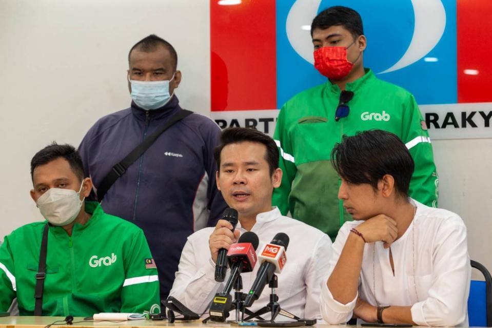 Bryan Ng Yih Miin, the director of PKR Youth strategy, states that the group also expressed worries about the unrestricted availability of food delivery riders, which has increased competition and reduced their income. — Picture By Devan Manuel