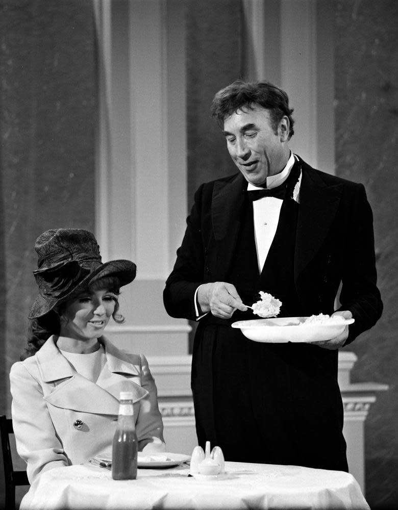 Dilys Watling and Frankie Howerd in ITV’s The Frankie Howerd Show.