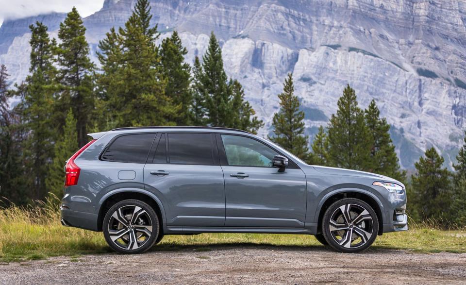 <p>2020 Volvo XC90</p>