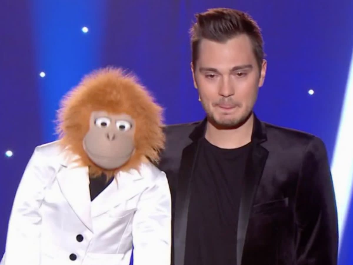 En direct - Le ventriloque Jeff Panacloc pousse sa marionnette