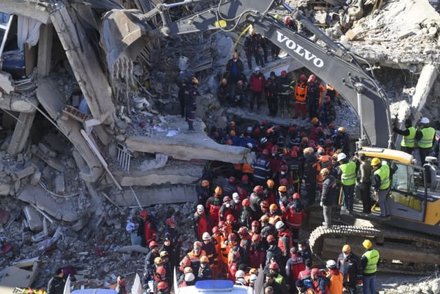 Rescue workers search for survivors in Elazig