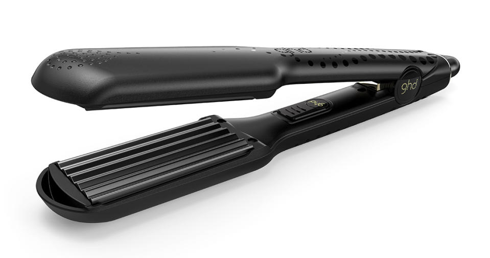 The ghd Contour Hair Crimper, $169, <a href="https://www.ghdhair.com/us/hair-crimper/ghd-contour-hair-crimper" rel="nofollow noopener" target="_blank" data-ylk="slk:ghdhair.com;elm:context_link;itc:0;sec:content-canvas" class="link ">ghdhair.com</a>. (Photo: courtesy of ghd)