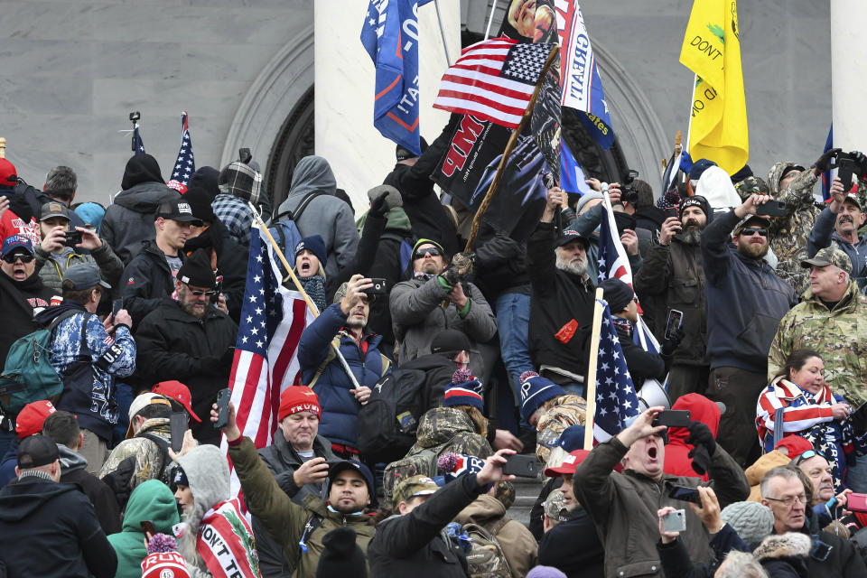 Photo by: JT/STAR MAX/IPx 2021 6/3/21 DOJ arrests four Oath Keepers in connection with January 6th riot in D.C.. STAR MAX File Photo: 1/6/21 The United States Capitol Building in Washington, D.C. was breached by thousands of protesters during a 