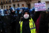 <p>Manifestation contre la loi de sécurité globale, samedi 5 décembre 2020 à Paris.</p>