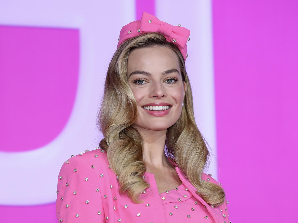 Margot Robbie Wore This $8 Baby Pink Nail Polish & Shoppers Call It ...