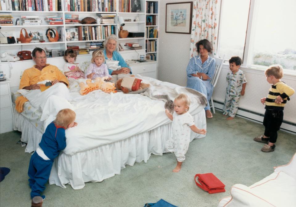 President George H.W. Bush (“Gampy”) and his wife, Barbara (“Ganny”), with their grandchildren in Kennebunkport, Maine.