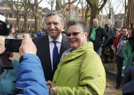 CDA leader Sybrand Buma campaigns, the day before a general election, in Delft, Netherlands, March 14, 2017. REUTERS/Yves Herman