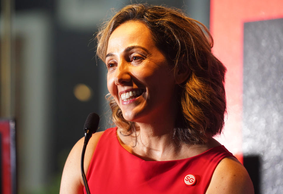 Dr. Pardis Sabeti, Computational Geneticist receives her award at the TIME100 Impact Awards on October 02, 2022 in Singapore<span class="copyright">Ore Huiying—Getty Images for TIME</span>