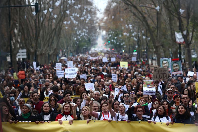 Public school workers demonstrate for better salaries and working conditions in Lisbon