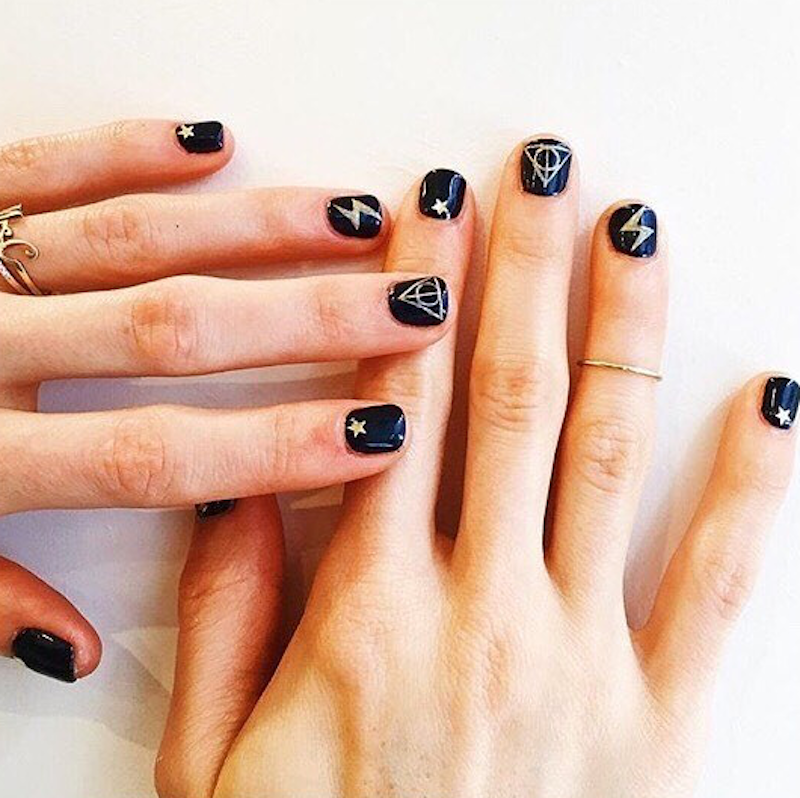 For all the <em>Harry Potter</em> fans in the house, these nails are for you.