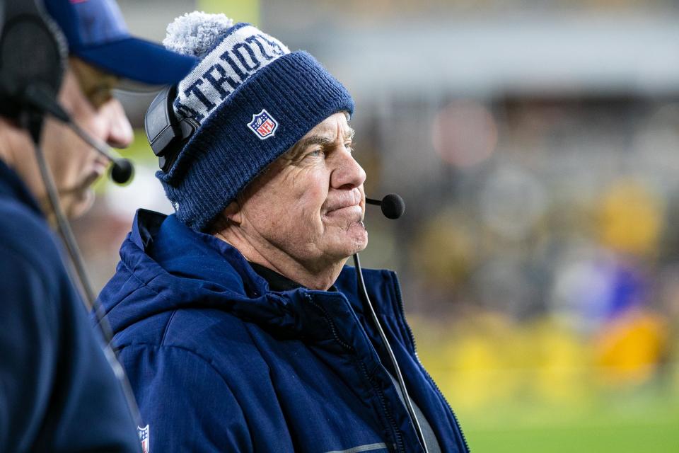 PITTSBURGH, PA - DECEMBER 07: New England Patriots head coach Bill Belichick looks on during the regular season NFL football game between the New England Patriots and Pittsburgh Steelers on December 07, 2023 at Acrisure Stadium in Pittsburgh, PA. (Photo by Mark Alberti/Icon Sportswire via Getty Images)