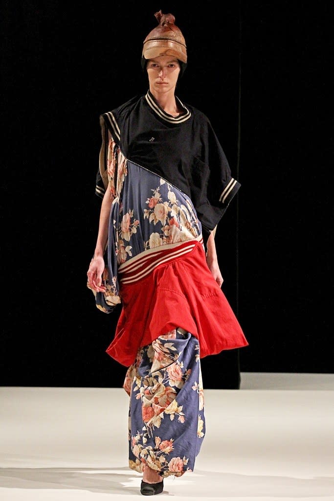 <h1 class="title">Miguel Adrover Fall 2012</h1><cite class="credit">Photo: Marcus Tondo / GoRunway.com</cite>