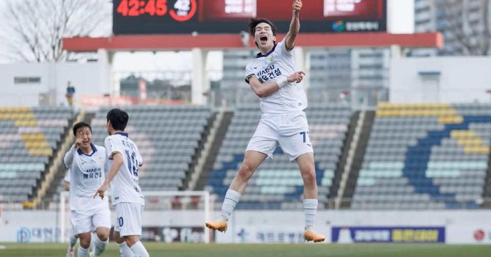 Week 3: Big Review of K League 2