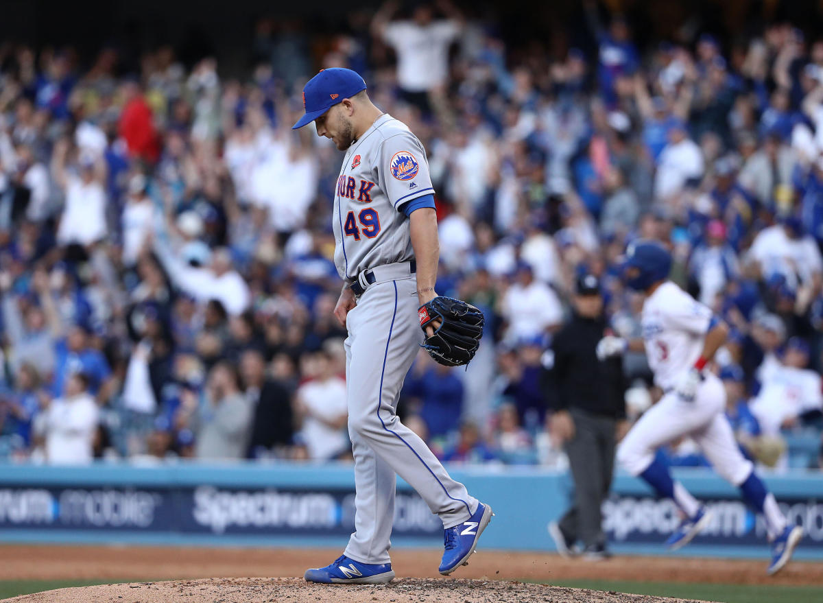 Mets Win Bullpen Battle to Sweep Dodgers - The New York Times