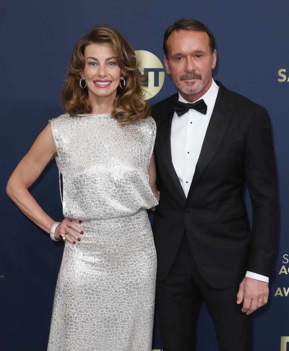 28th Annual Screen Actors Guild Awards, Arrivals, The Barker Hangar, Santa Monica, Los Angeles, USA - 27 Feb 2022

Faith Hill and Tim McGraw