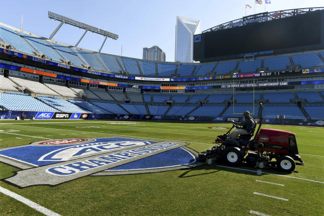 New AstroTurf baseball field a win for UCLA Bruins, Veterans - AstroTurf