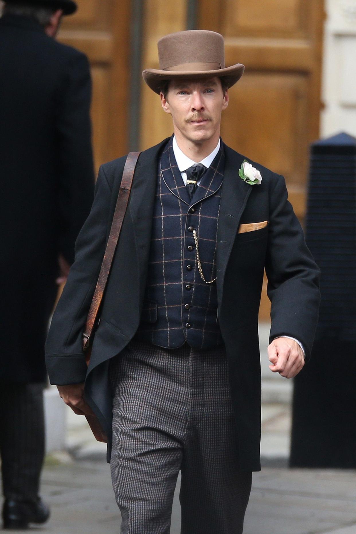 Benedict Cumberbatch got into character as he films for "Louis Wain" in London. Benedict plays the 19th century English artist best known for his artwork of cats. "The Crown" star Claire Foy also stars in the 2020 movie.