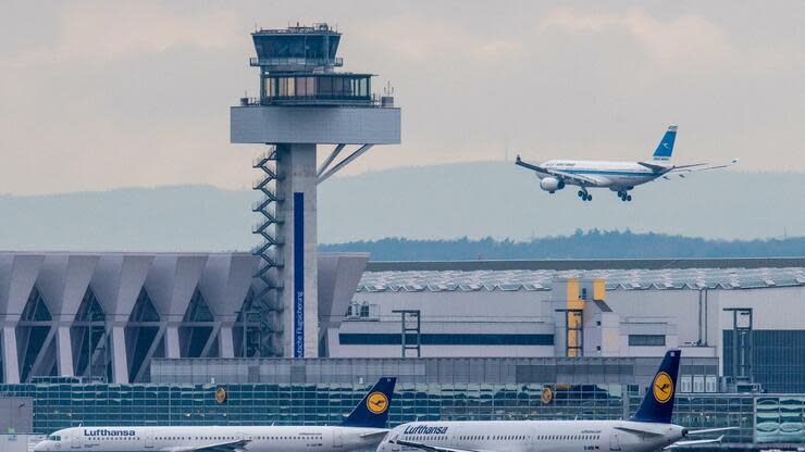 Der Flughafen empfiehlt, mindestens zweieinhalb Stunden vor Abflug am Flughafen zu sein. Foto: dpa