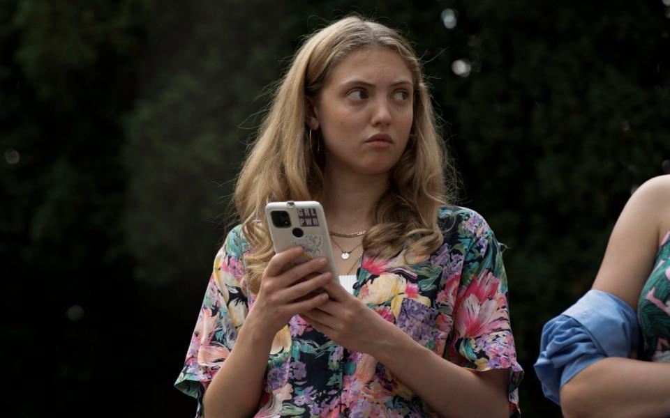 Amelia Clarkson as Wren Davis - BBC/Eleven Film