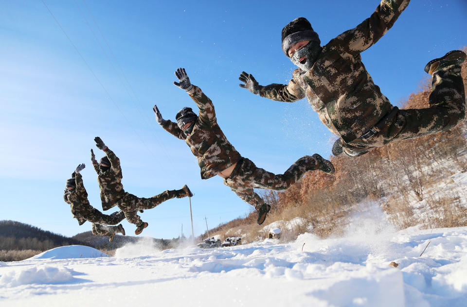 Soldiers train in extreme cold in Heihe, China